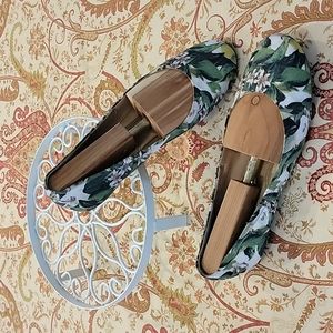 Anacapri Floral Print Flats, Size 10, EUC